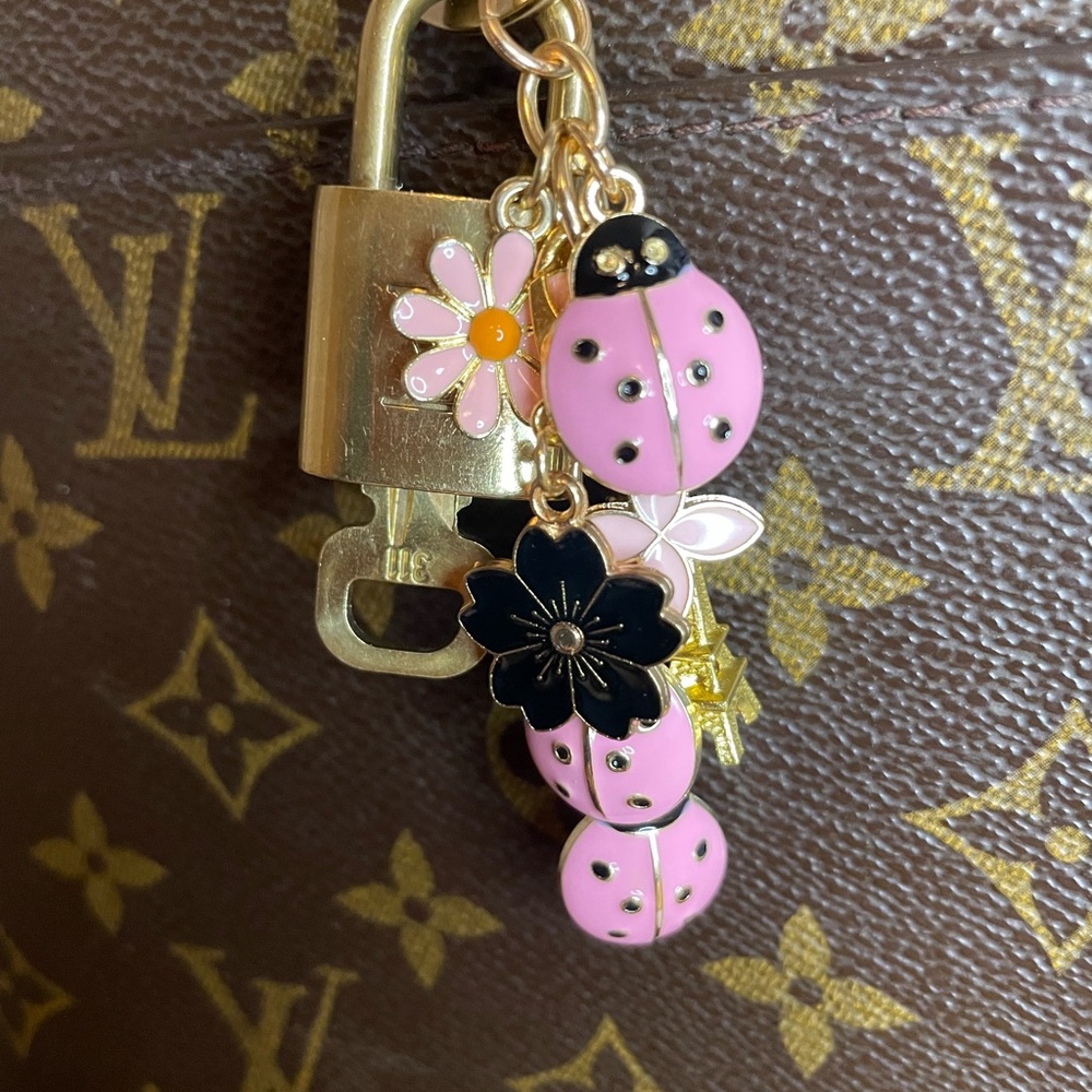 Authentic Louis Vuitton brass lock and key #311